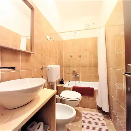 Large Flat In The Hills Of Menaggio