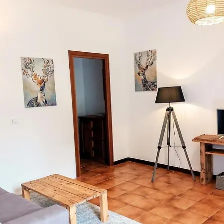 Large Flat In The Hills Of Lejlighed *