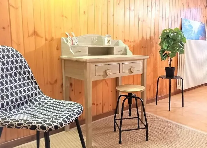 Large Flat In The Hills Of Appartement Menaggio