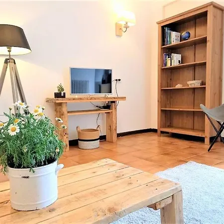 Large Flat In The Hills Of